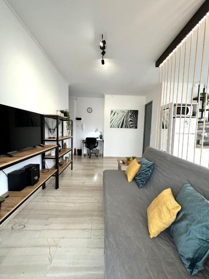 Zeus Bright & New Apartment - 25' Walk To The Acropolis เอเธนส์ ภายนอก รูปภาพ