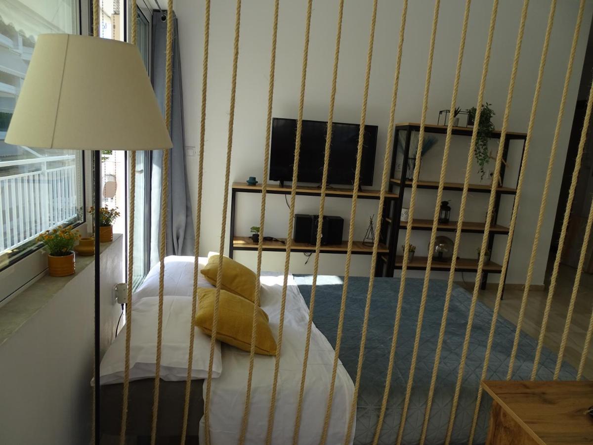 Zeus Bright & New Apartment - 25' Walk To The Acropolis เอเธนส์ ภายนอก รูปภาพ